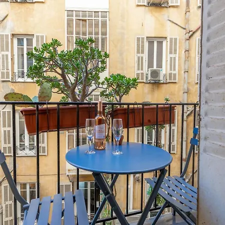 Art Deco Flat 45 M² Apartament *