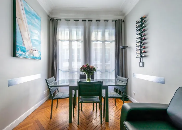 Art Deco Flat 45 M² * Nice