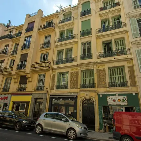 Art Deco Flat 45 M² 公寓