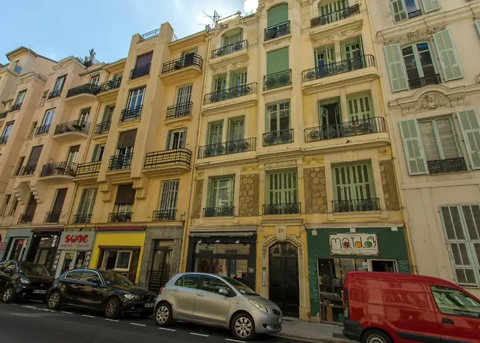 Art Deco Flat 45 M² דירה